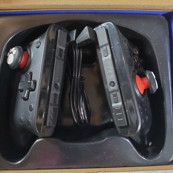 ColorVis Nintendo Switch  Controller Adapter Arms - Picture 1 of 6